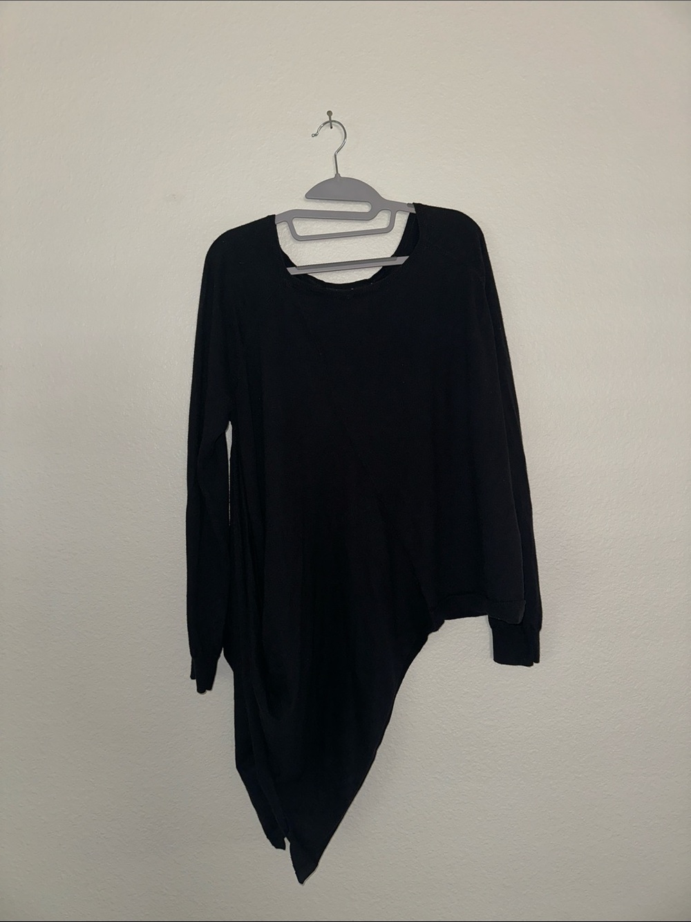 Moda International Women’s Black Cashmere Blend Asymmetrical Sweater Size XL